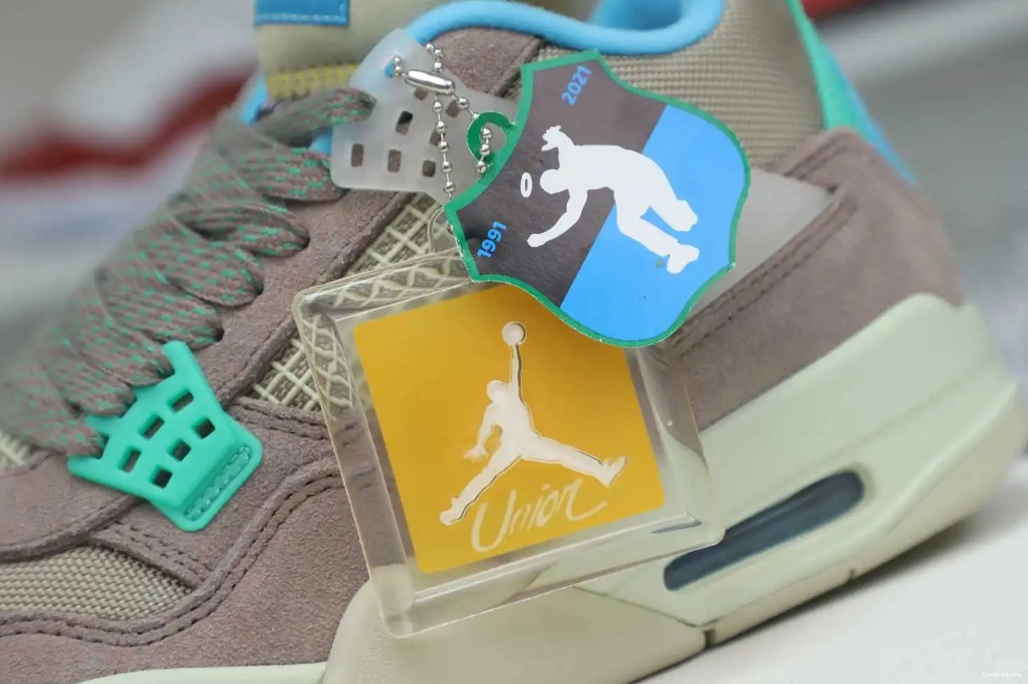 X RETRO Kimikick JORDAN LA 4 HAZE' 'TAUPE AIR UNION 0519